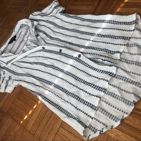 Stripe Collared High Low Button Top - Picture 2 of 7